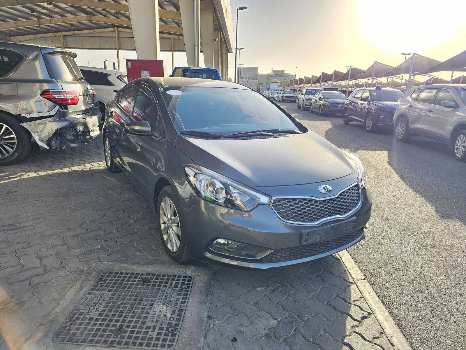 2013 KIA K3 — 126101 KM — Lot BDA127773 — Souq - Marhaba Auctions Used Cars - Image 5