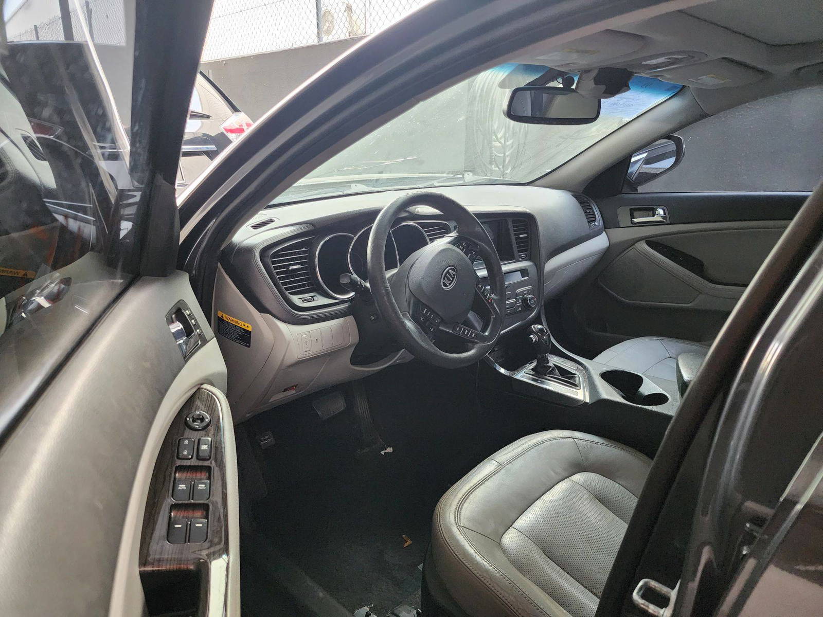 2011 KIA OPTIMA — 146392 Miles — Lot 41971997 — Al Quoz - Marhaba Auctions Used Cars - Image 9