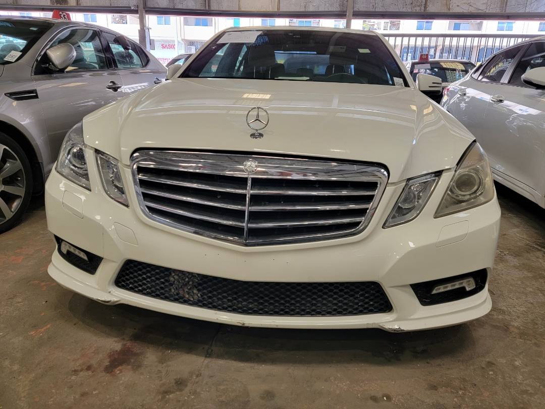 2011 MERCEDES BENZ E 350 — 164864 Miles — Lot B8BA511786 — Main - Marhaba Auctions Used Cars - Image 4