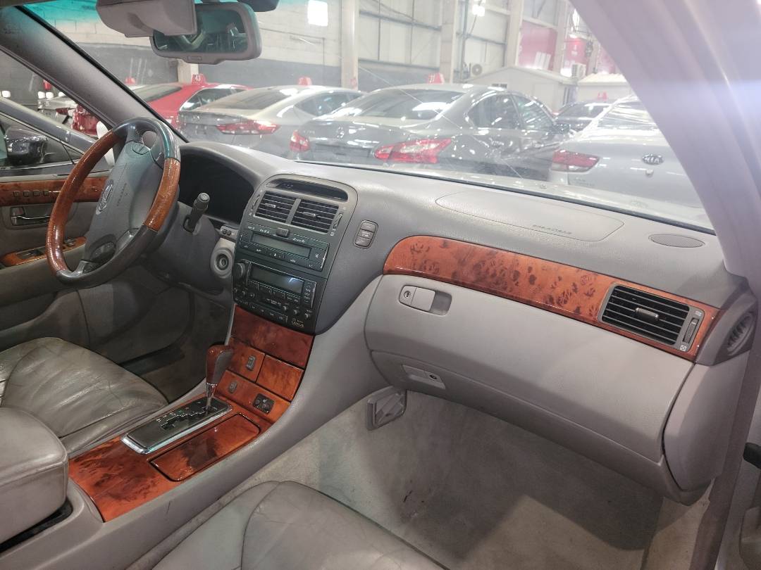 2002 LEXUS LS 430 — 347710 Miles — Lot 20068036 - Marhaba Auctions Used Cars - Image 5