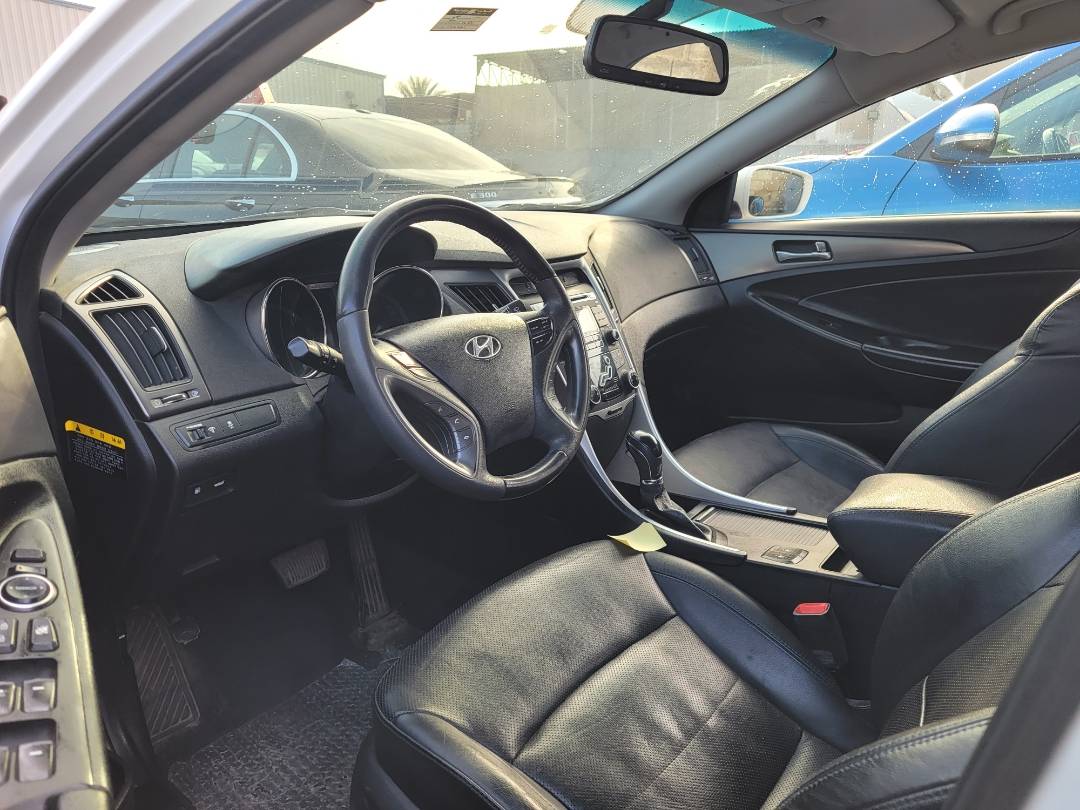 2012 HYUNDAI SONATA — 120201 KM — Lot A043479 — Main - Marhaba Auctions Used Cars - Image 6