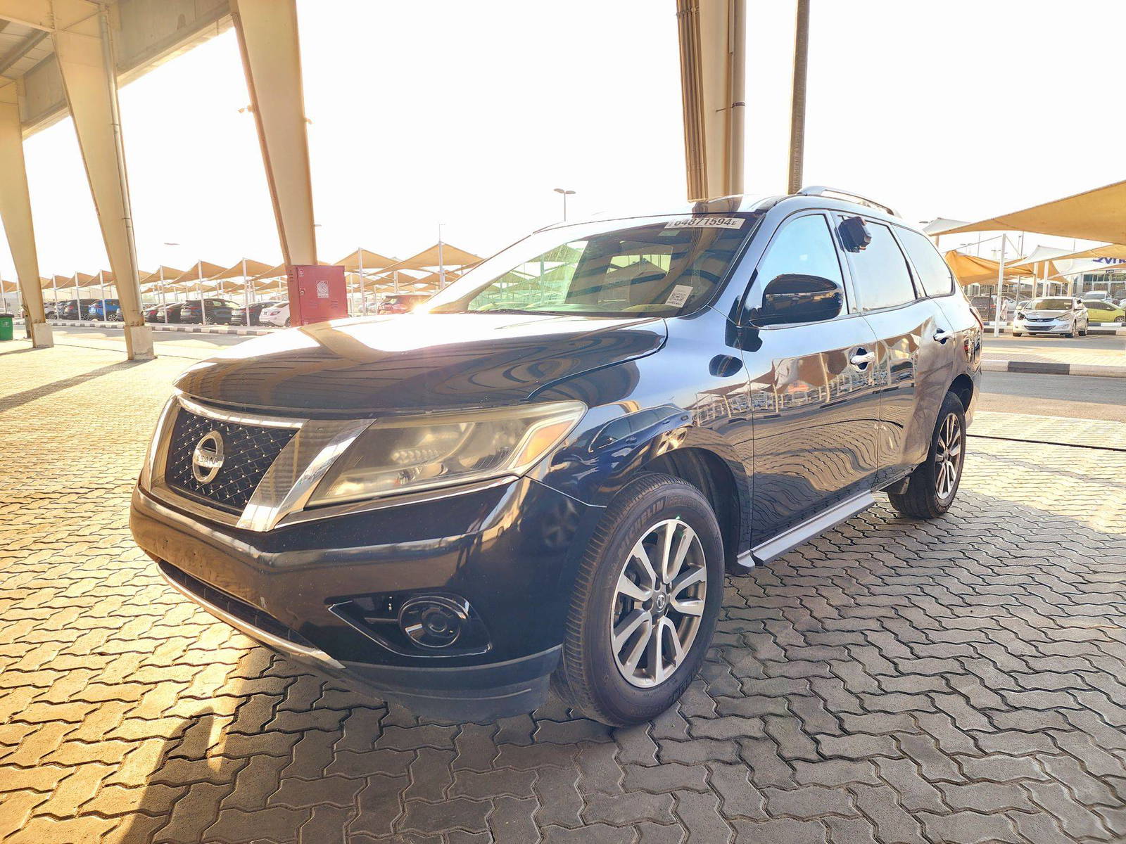2014 NISSAN PATHFINDER — 177898 Miles — Lot 64871594 — Souq - Marhaba Auctions Used Cars - Image 5