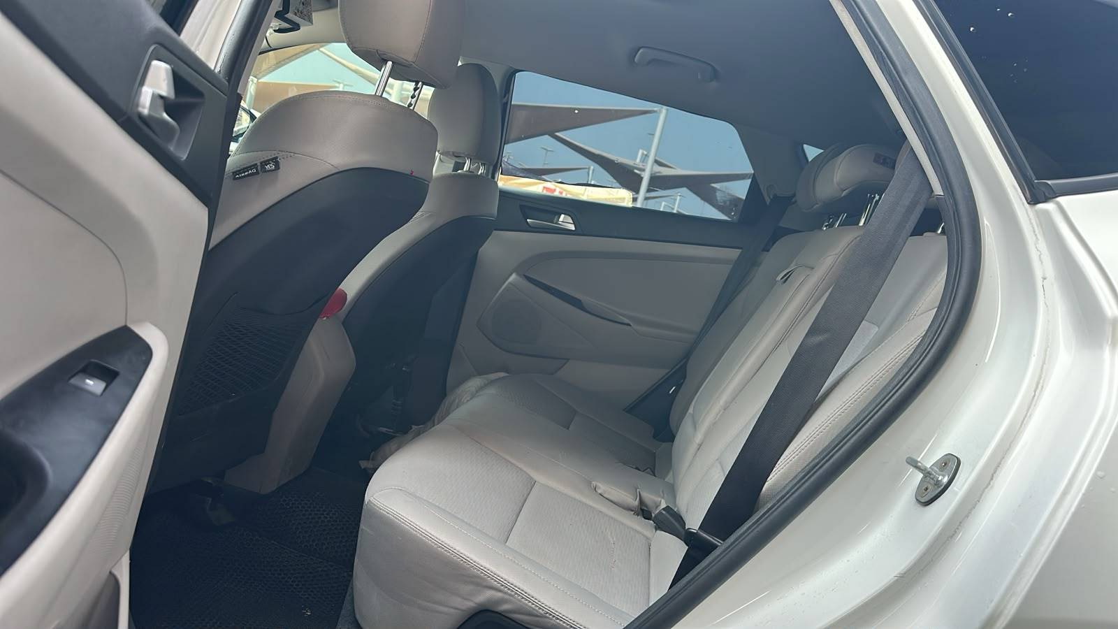 2019 HYUNDAI TUCSON — 139751 Miles — Lot 887596 — Souq - Marhaba Auctions Used Cars - Image 6
