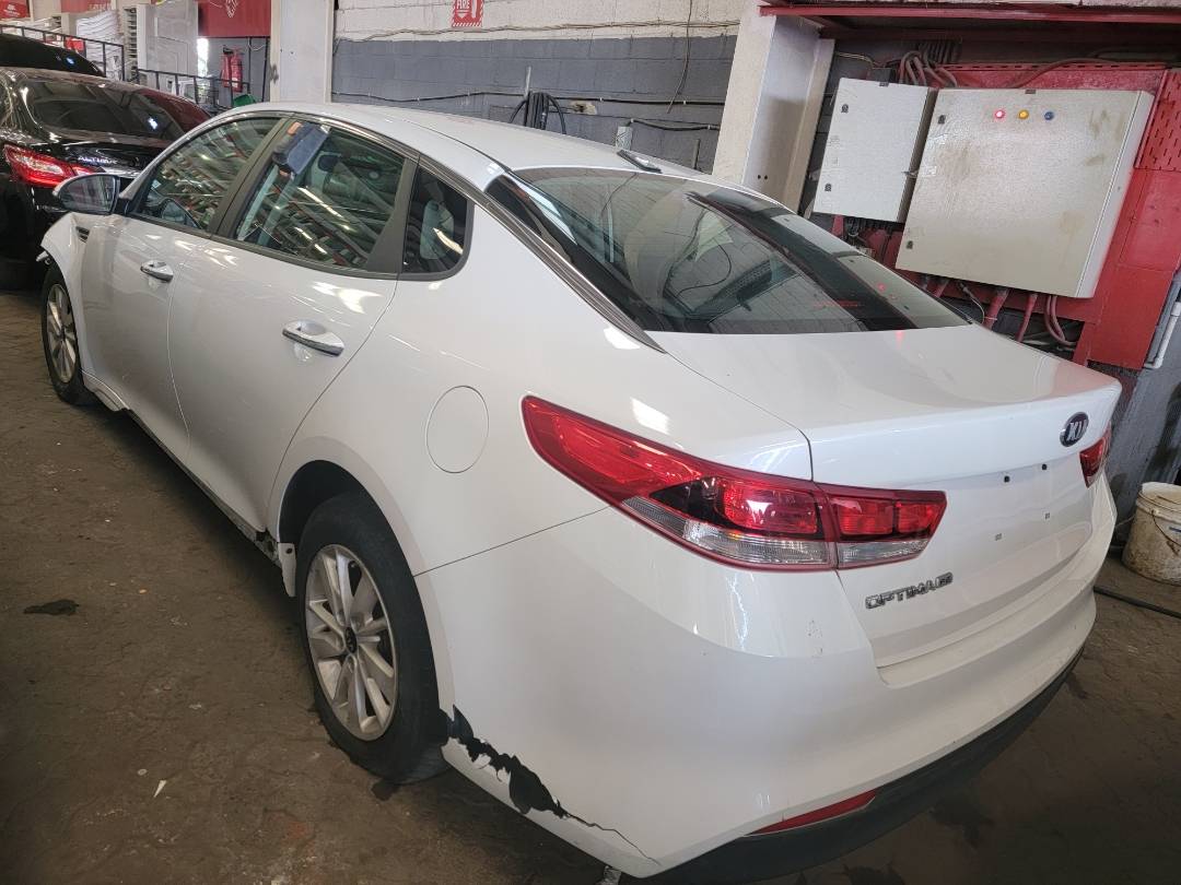 2016 KIA OPTIMA — 167860 Miles — Lot 054230 — Main - Marhaba Auctions Used Cars - Image 5
