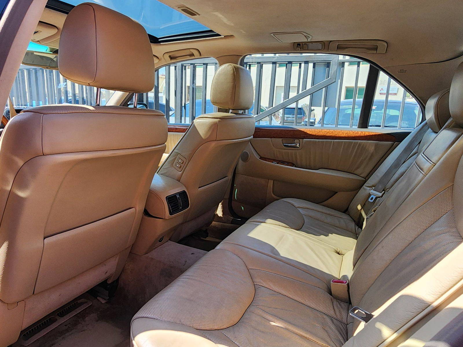 2004 LEXUS LS 430 — 198486 Miles — Lot 40163154 — Main - Marhaba Auctions Used Cars - Image 6