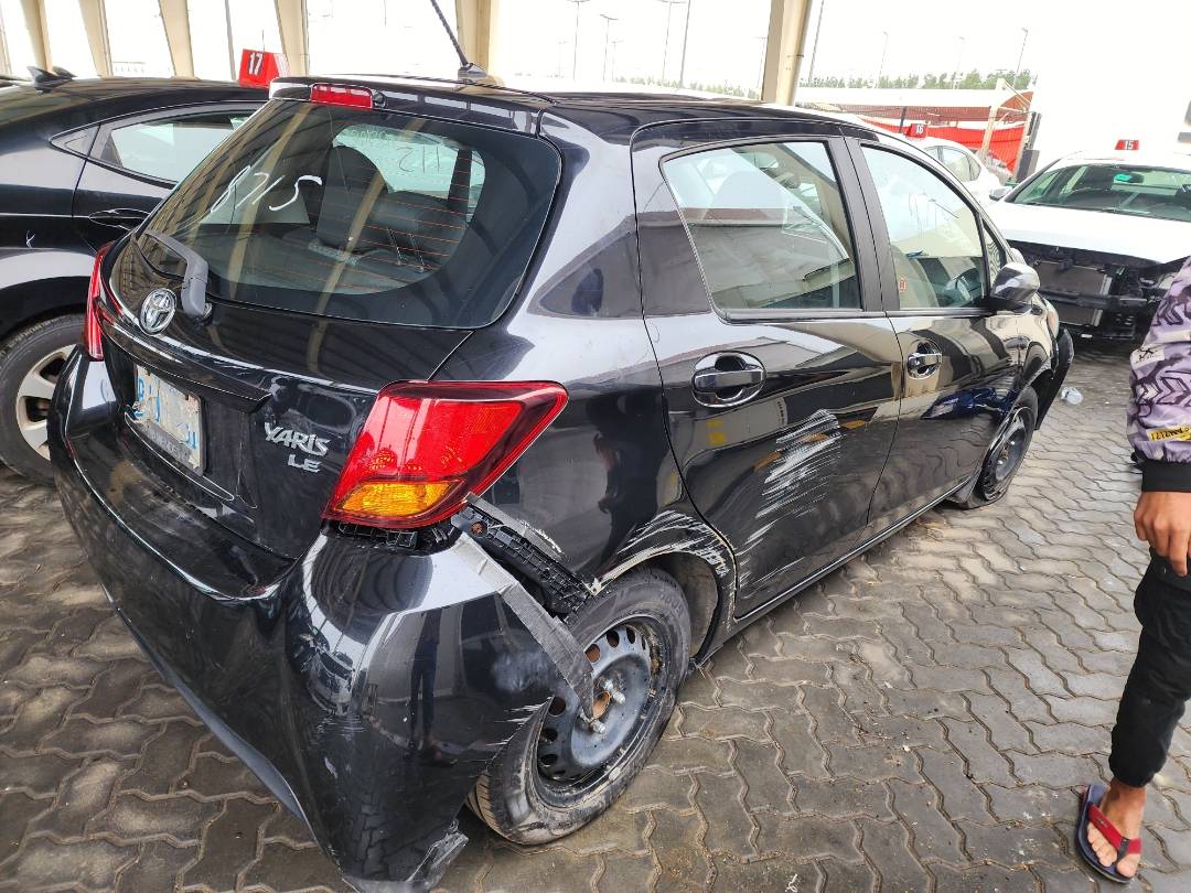 2017 TOYOTA YARIS — 208119 KM — Lot 076489 - Marhaba Auctions Used Cars - Image 8