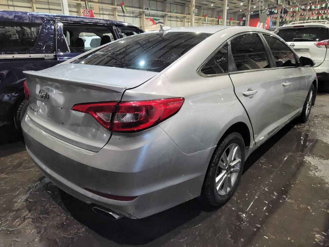 2017 HYUNDAI SONATA — 132097 Miles — Lot HH562310 — Main - Marhaba Auctions Used Cars - Image 3