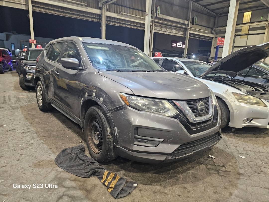 2019 NISSAN ROGUE — 131243 Miles — Lot 2KC781709 — Souq - Marhaba Auctions Used Cars - Image 4