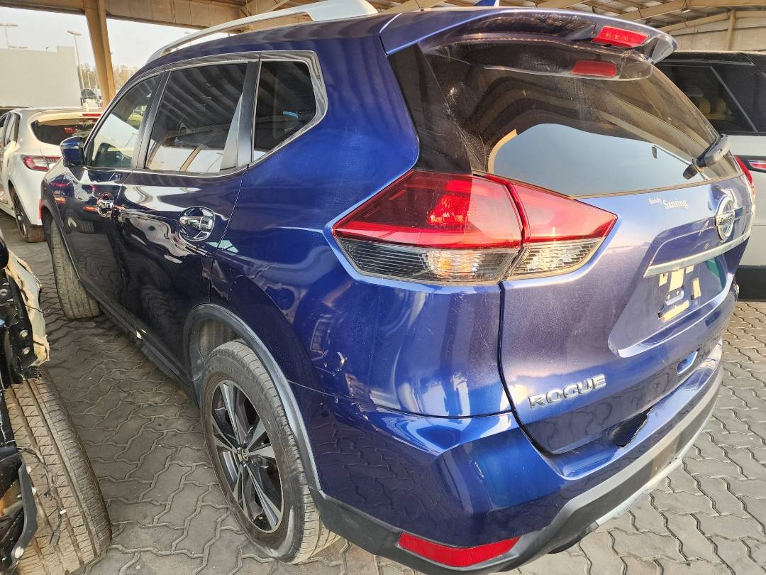 2018 NISSAN ROGUE — 100667 Miles — Lot 40912654 — Souq - Marhaba Auctions Used Cars - Image 9