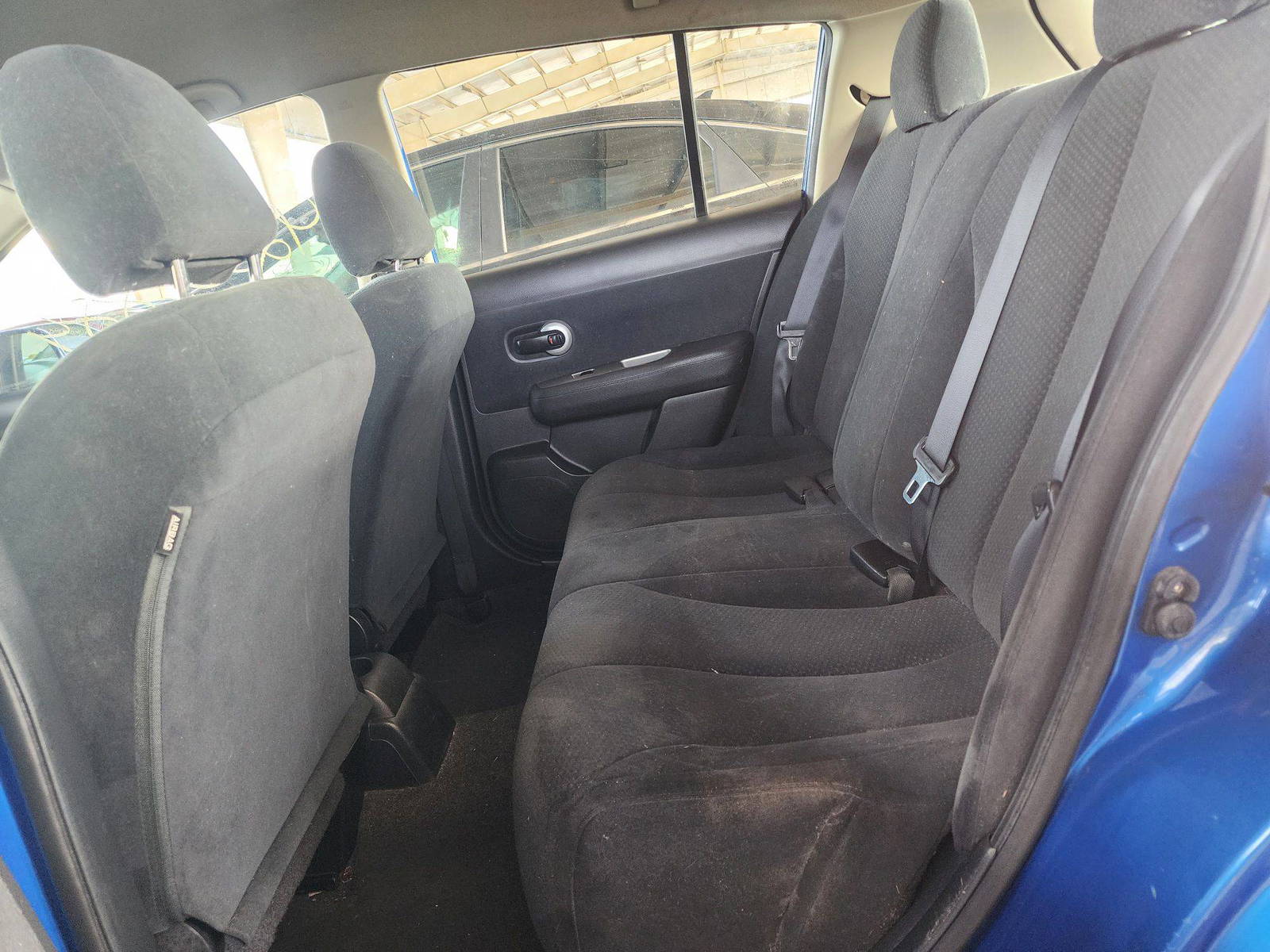 2011 NISSAN VERSA — 196821 Miles — Lot 42057884 — Souq - Marhaba Auctions Used Cars - Image 6