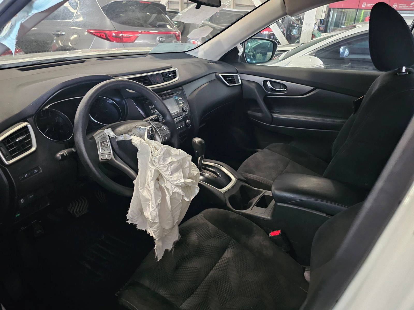 NISSAN ROGUE 2016 - Marhaba Auction Used Cars - Image 6