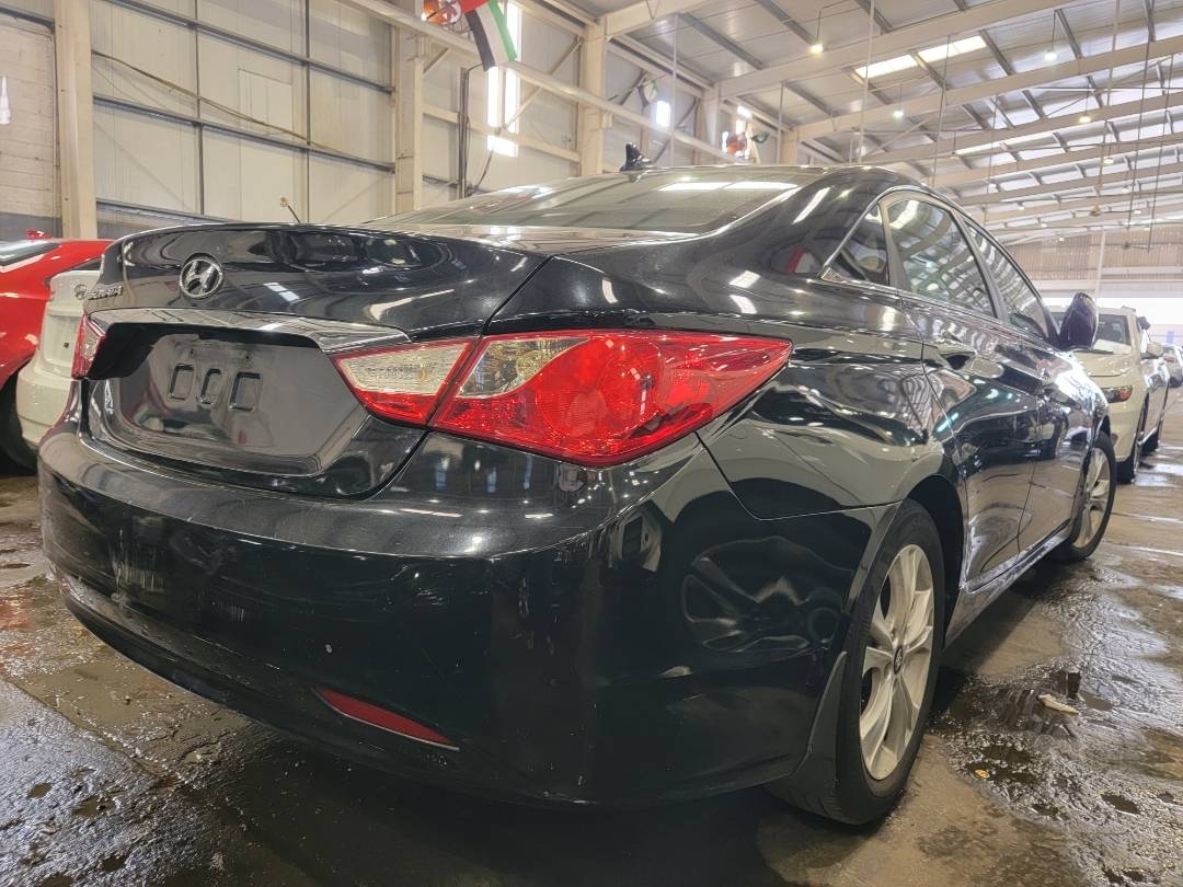 2011 HYUNDAI SONATA — 168585 Miles — Lot 39433501 — Main - Marhaba Auctions Used Cars - Image 4