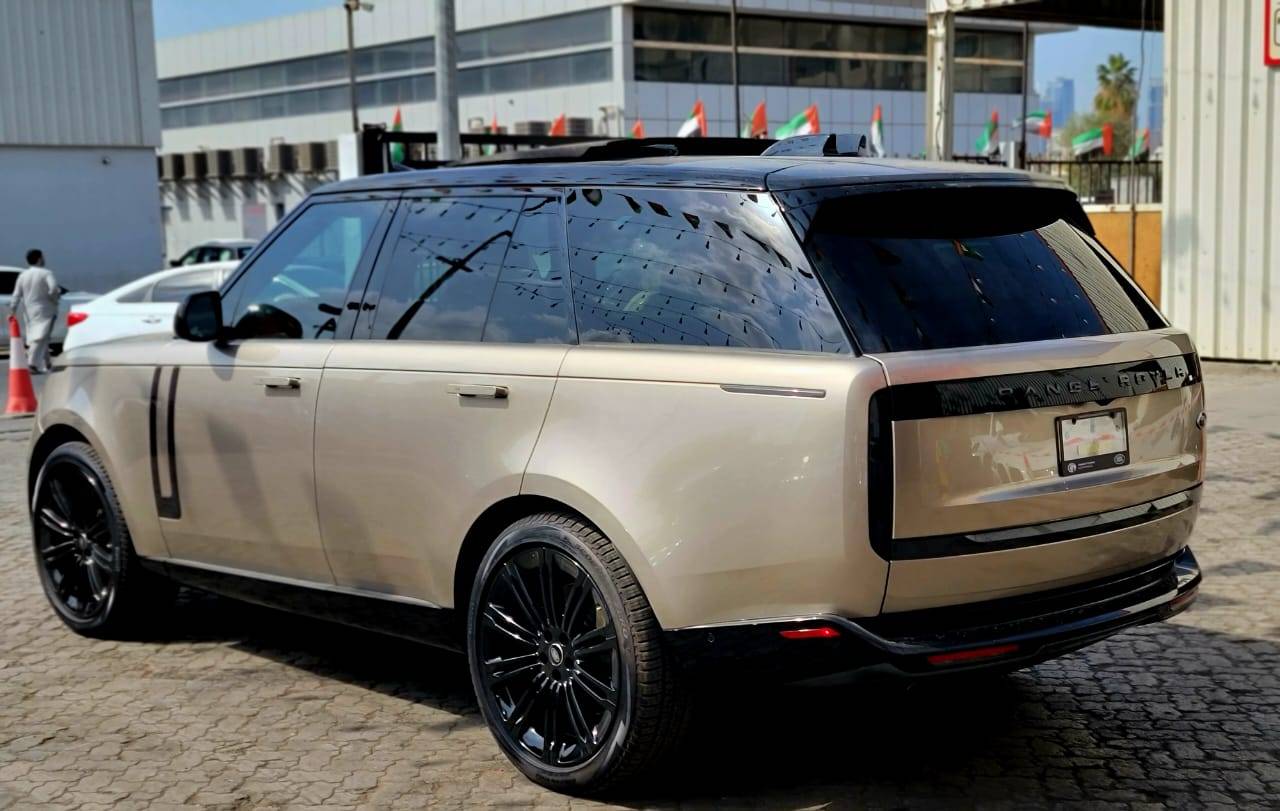 2023 LAND ROVER RANGE ROVER — 228 KM — Lot A076369 — Main - Marhaba Auctions Used Cars - Image 5