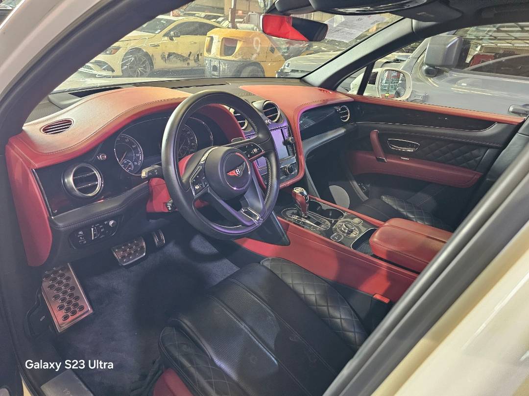 BENTLEY BENTAYGA 2019 - Marhaba Auction Used Cars - Image 7