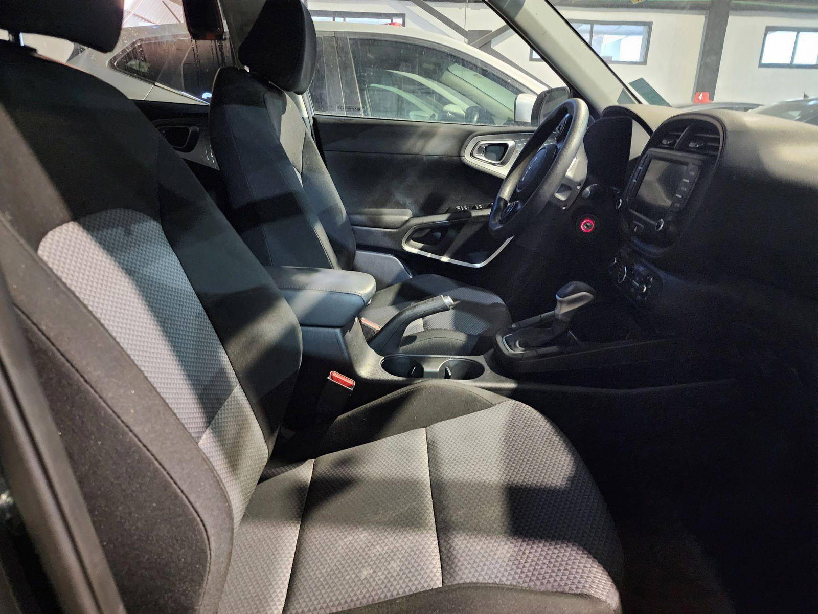 2022 KIA SOUL — 26302 Miles — Lot 21207 — Main - Marhaba Auctions Used Cars - Image 9