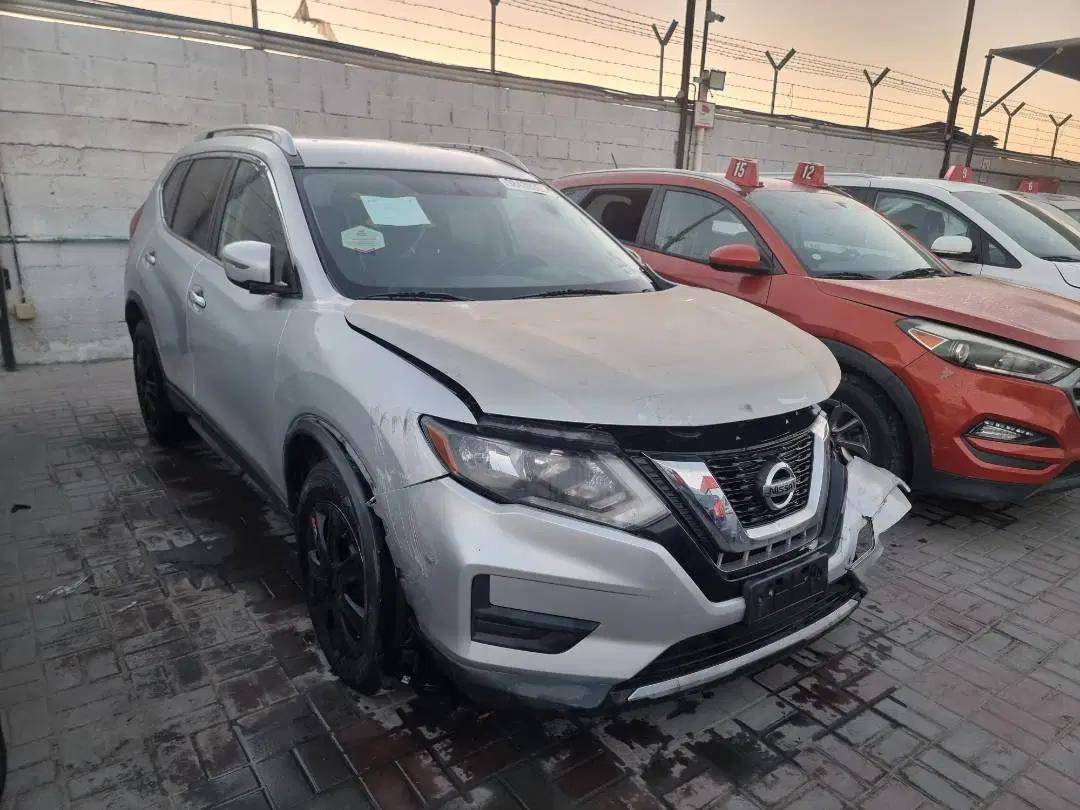 NISSAN ROGUE