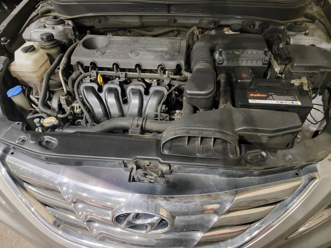 2010 HYUNDAI SONATA — 207758 KM — Lot 094699 — Main - Marhaba Auctions Used Cars - Image 11