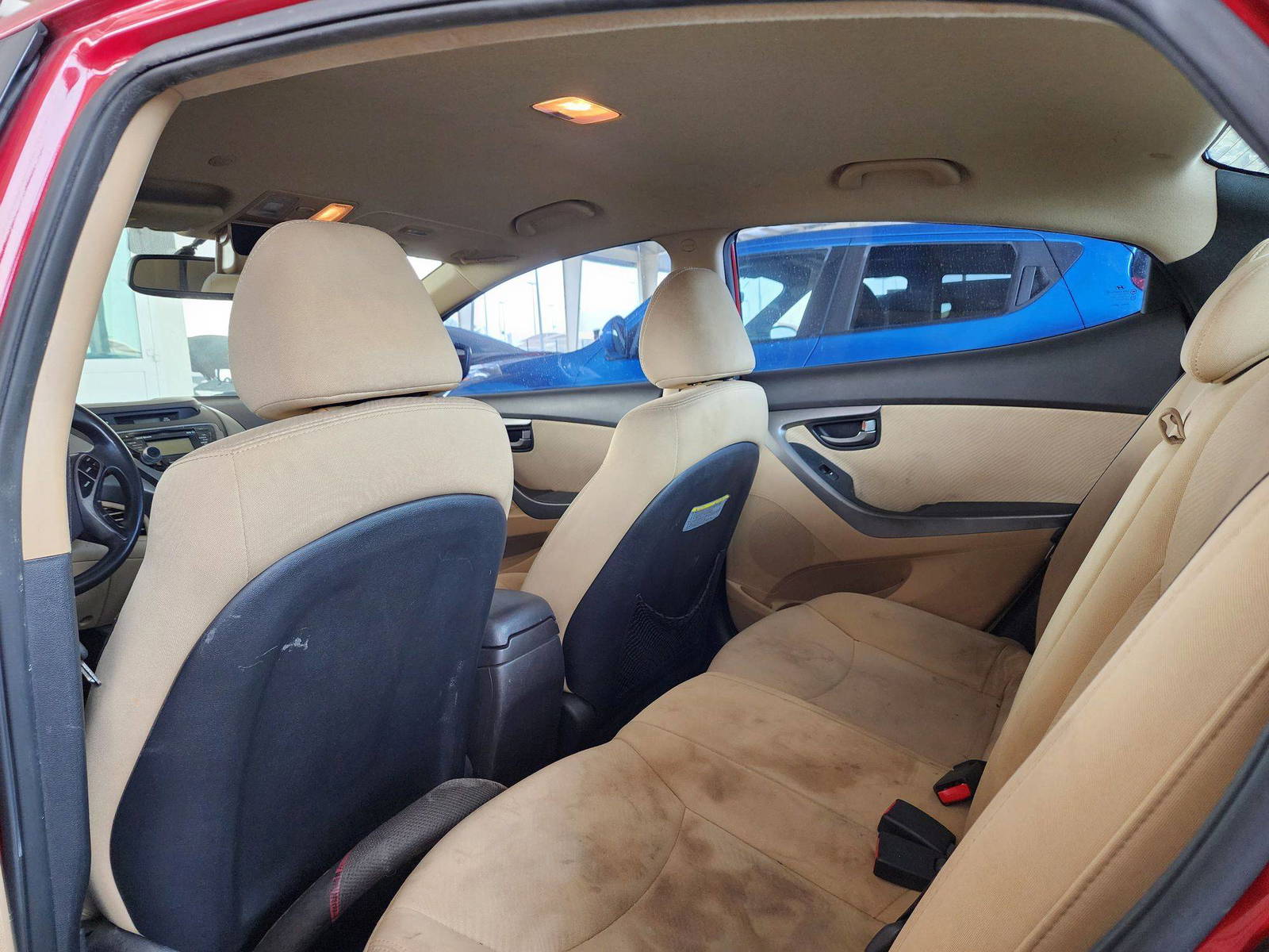 2013 HYUNDAI ELANTRA — 260409 Miles — Lot 58316774 — Souq - Marhaba Auctions Used Cars - Image 6