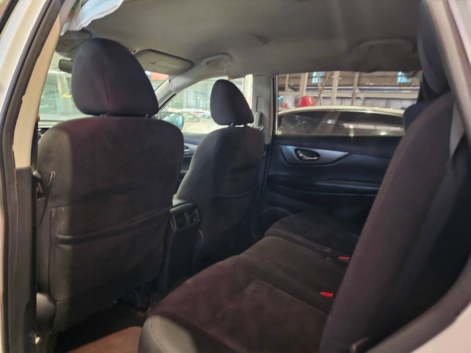 NISSAN ROGUE 2015 - Marhaba Auction Used Cars - Image 7