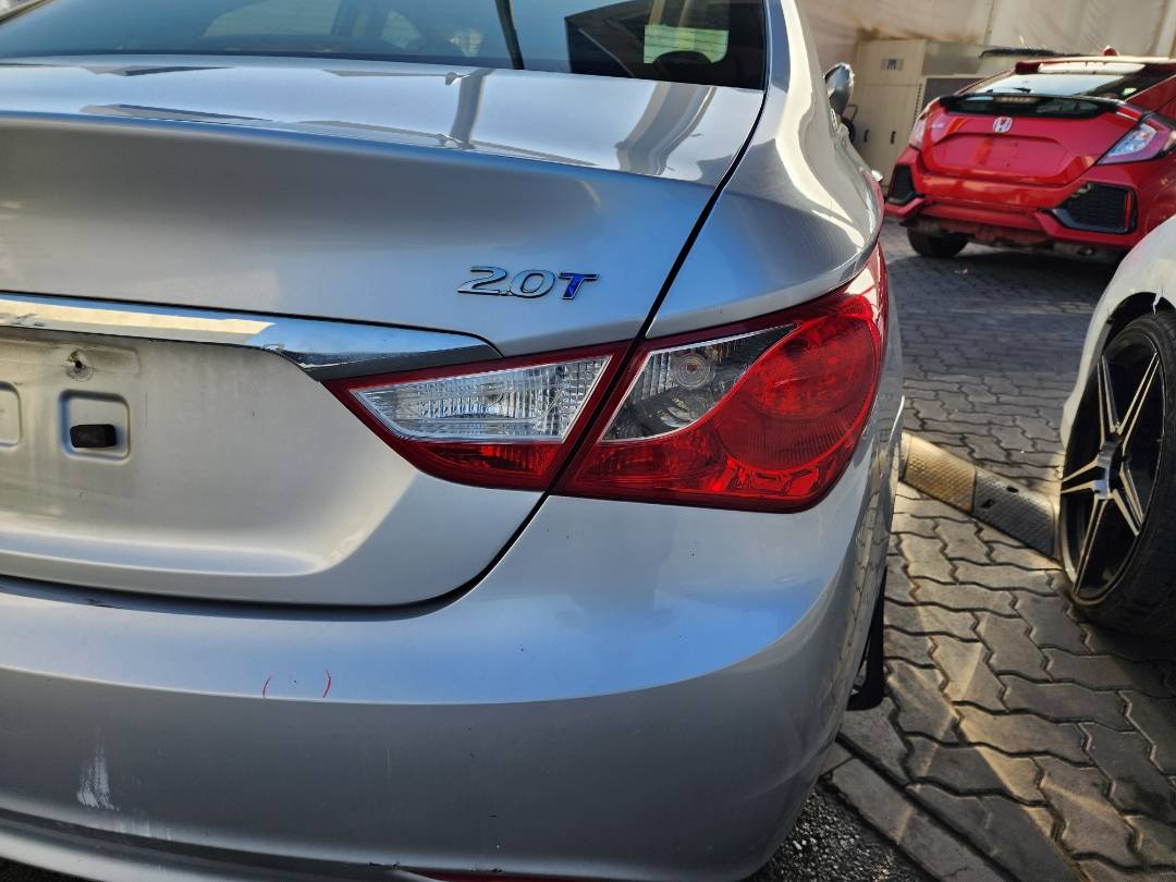 2012 HYUNDAI SONATA — 179313 Miles — Lot 79951483 - Marhaba Auctions Used Cars - Image 10
