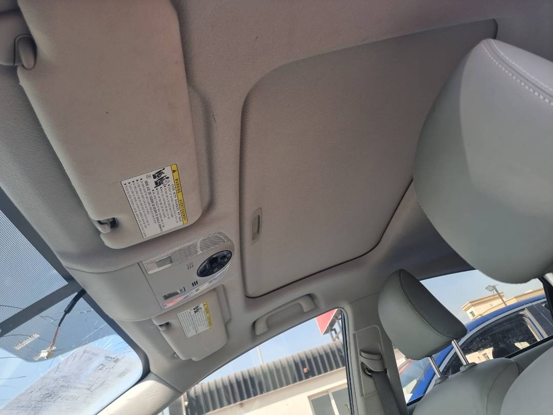 2012 TOYOTA PRIUS — 163852 Miles — Lot 1526900 — Ind. 12 - Marhaba Auctions Used Cars - Image 9