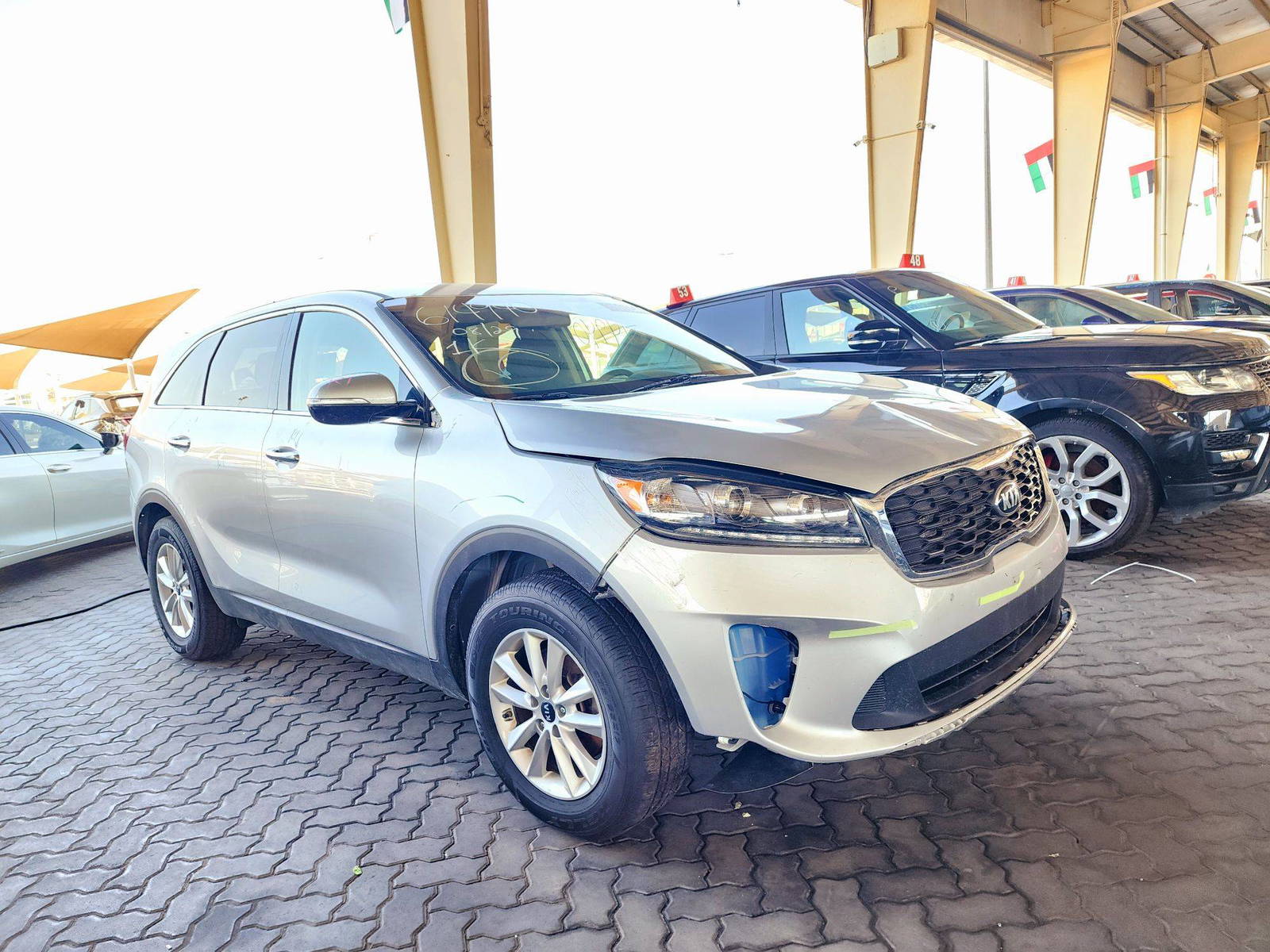 2020 KIA SORENTO — 97455 Miles — Lot LG614940 — Souq - Marhaba Auctions Used Cars - Image 4