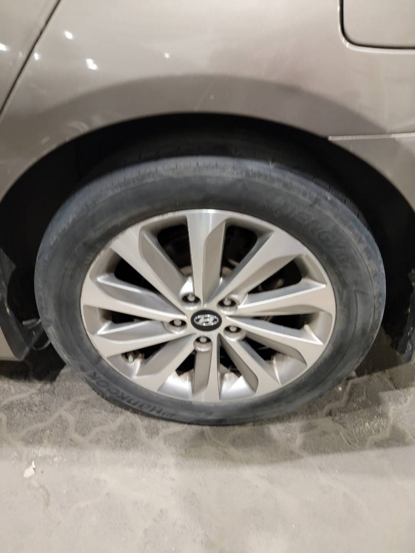 2014 HYUNDAI SONATA — 143708 Miles — Lot EH840146 — Main - Marhaba Auctions Used Cars - Image 9
