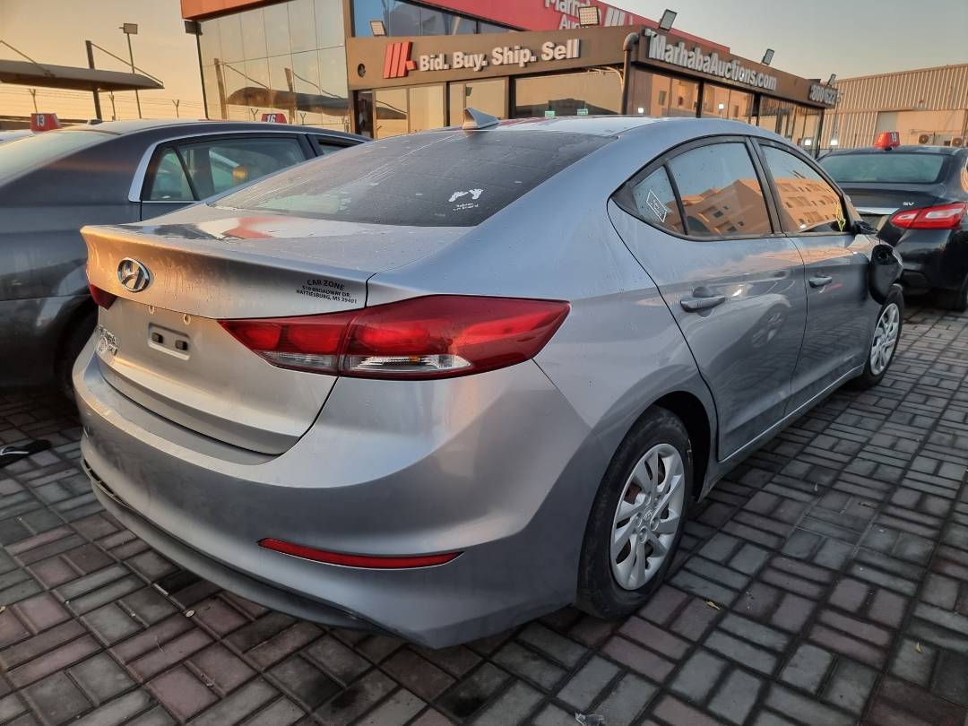 2017 HYUNDAI ELANTRA — 190223 Miles — Lot 59791024 — Ind. 12 - Marhaba Auctions Used Cars - Image 4