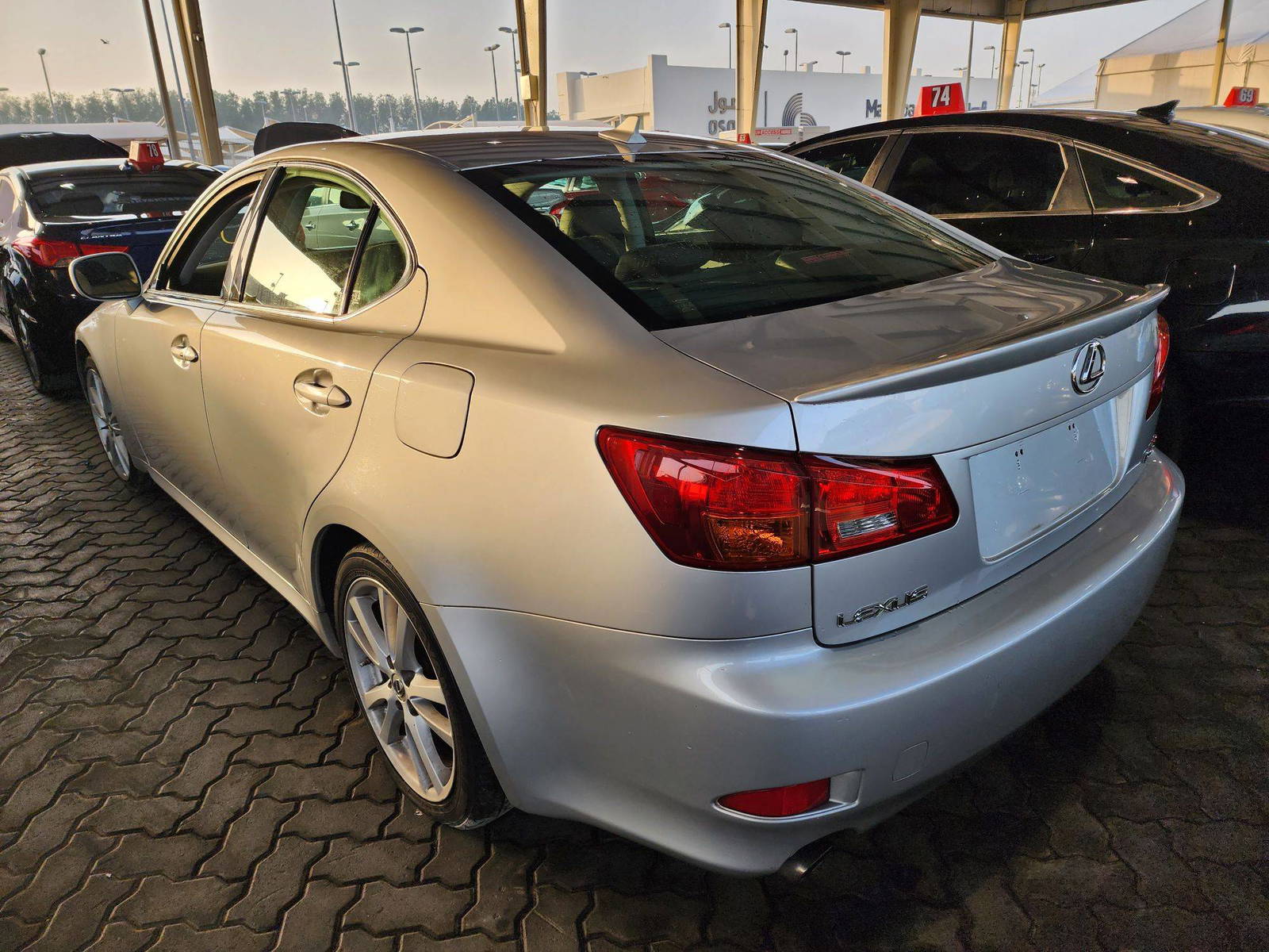 2007 LEXUS IS 250 — 274525 Miles — Lot 73219903 - Marhaba Auctions Used Cars - Image 4