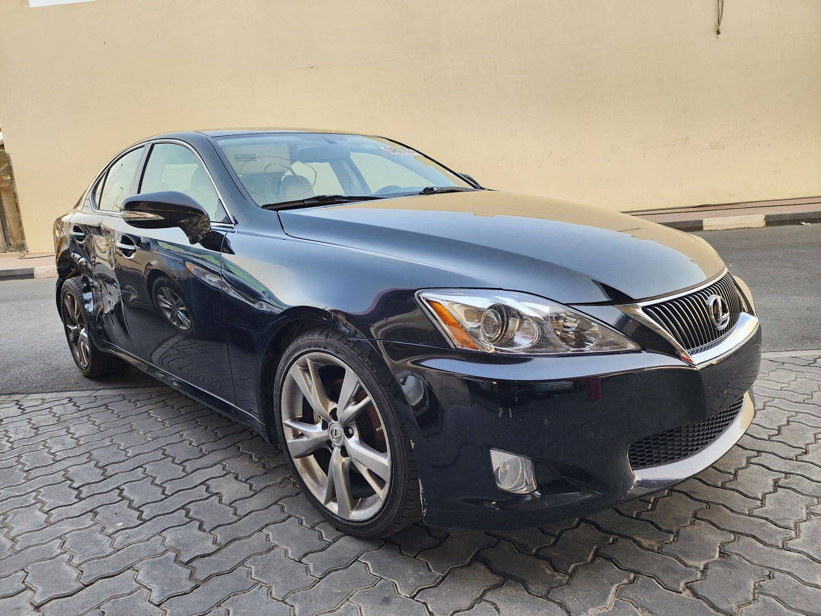 2009 LEXUS IS 250 — 160105 Miles — Lot 54831024 — Souq - Marhaba Auctions Used Cars - Image 4