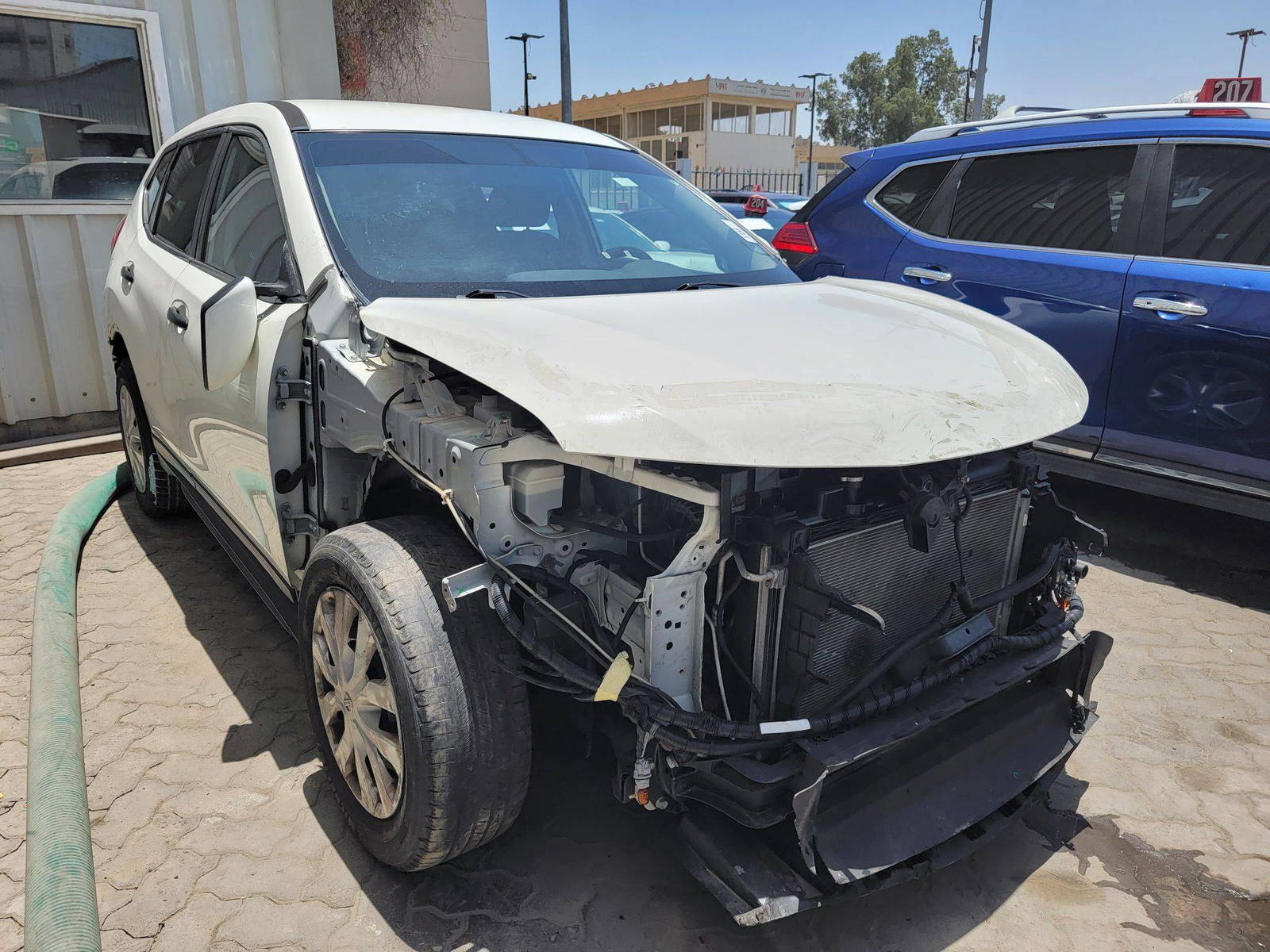 NISSAN ROGUE 2017 - Marhaba Auction Used Cars - Image 4