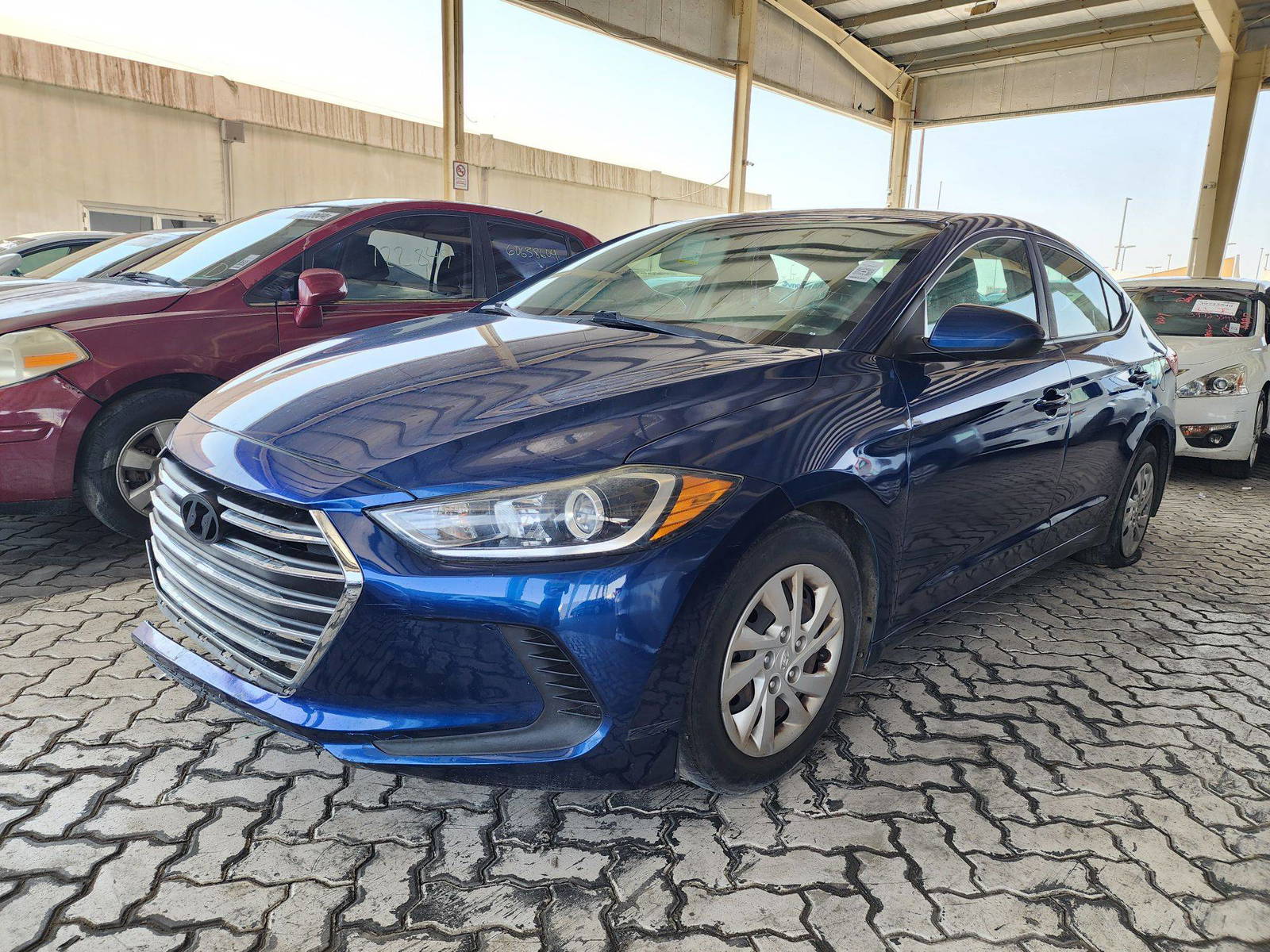 2017 HYUNDAI ELANTRA — 162739 Miles — Lot 18985 — Souq - Marhaba Auctions Used Cars - Image 4