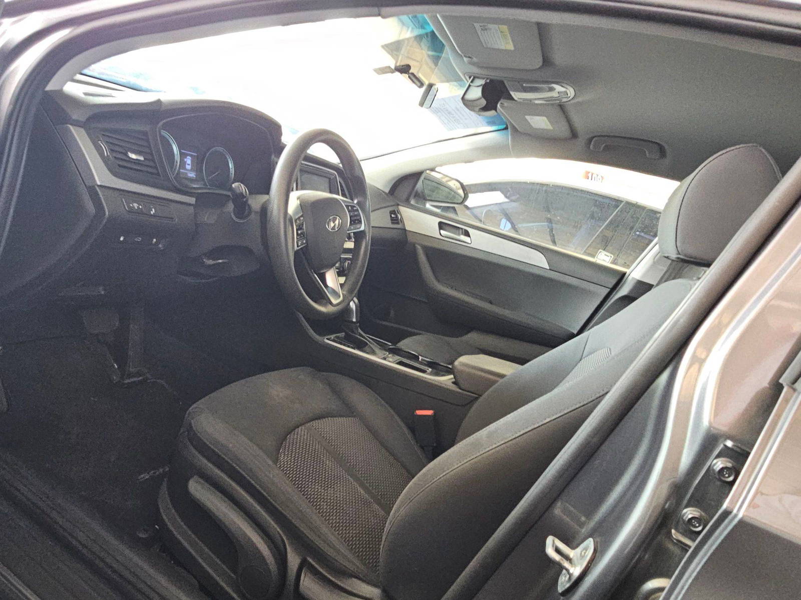 HYUNDAI SONATA 2019 - Marhaba Auction Used Cars - Image 9