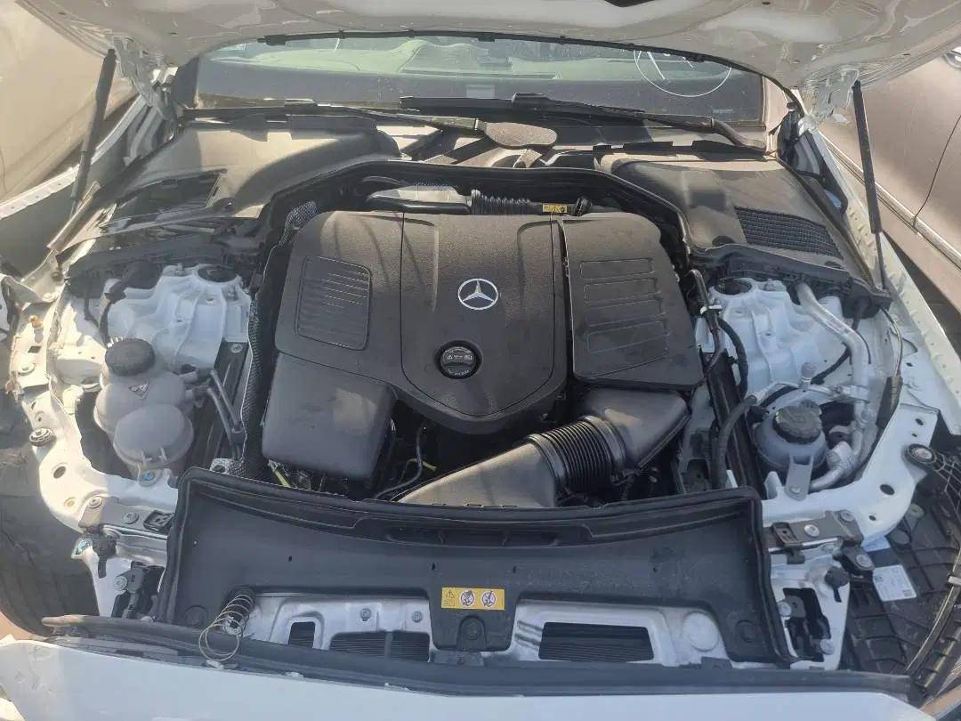 2025 MERCEDES BENZ C300 — 2836 Miles — Lot R262451 — Souq - Marhaba Auctions Used Cars - Image 13