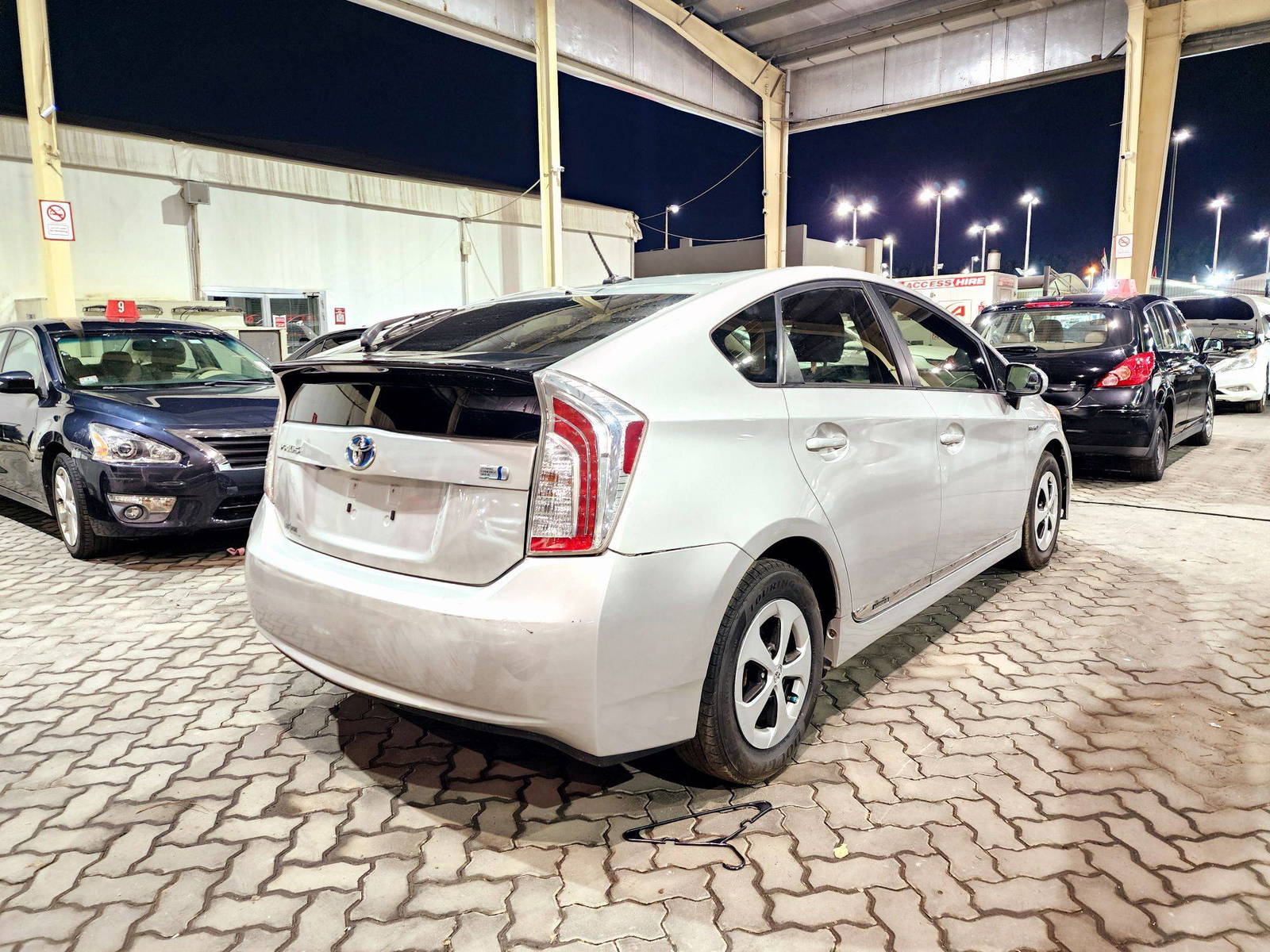 2013 TOYOTA PRIUS — 202606 Miles — Lot 0351274 — Main - Marhaba Auctions Used Cars - Image 3