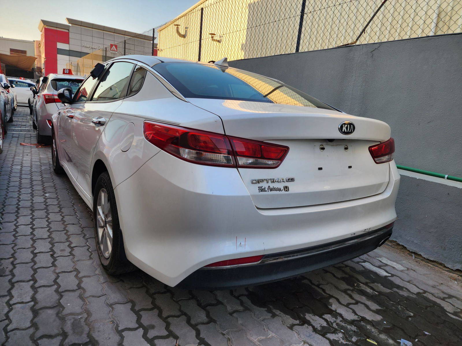 2016 KIA OPTIMA — 163822 Miles — Lot 63590804 — Al Quoz - Marhaba Auctions Used Cars - Image 3