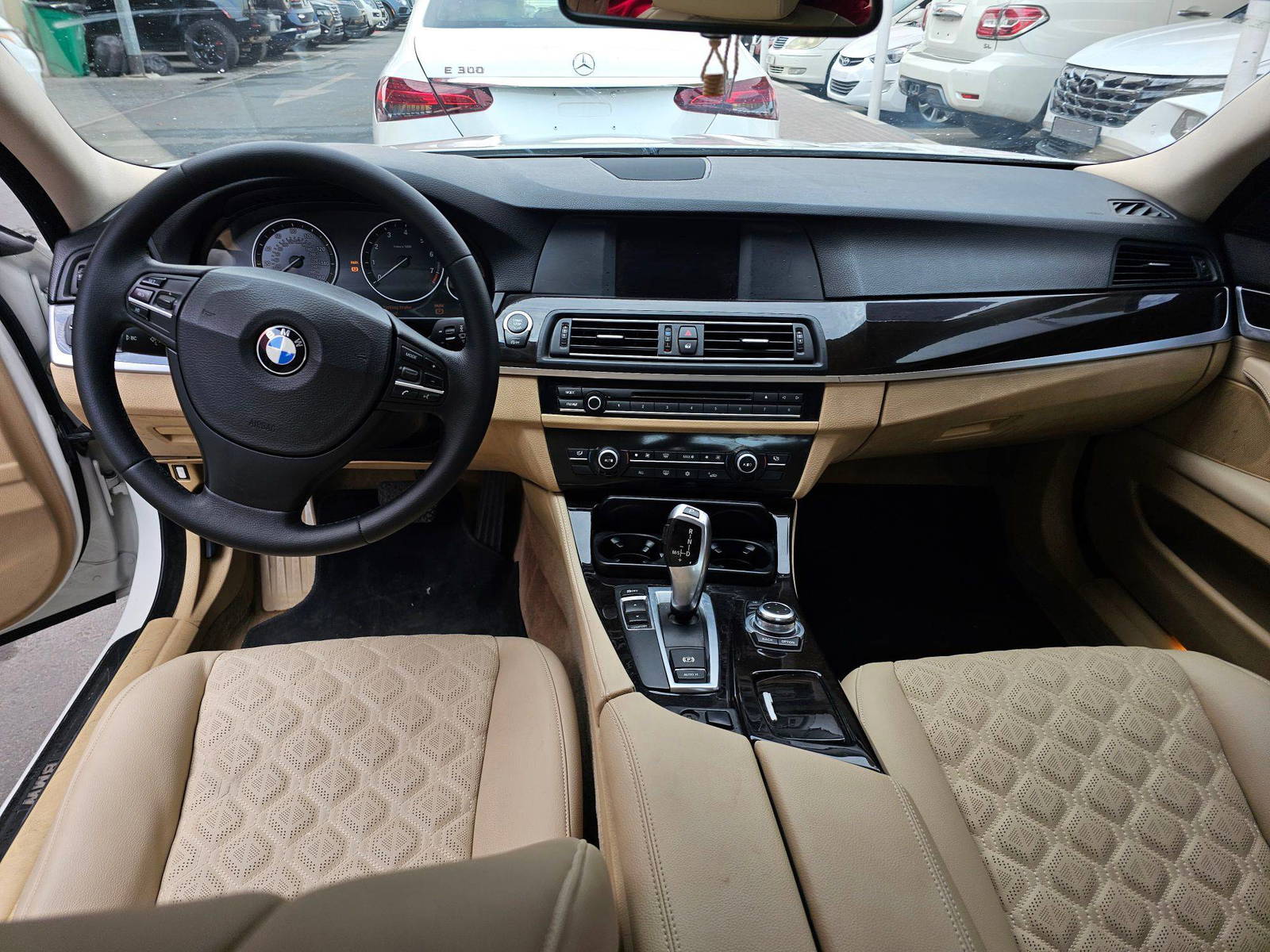 2012 BMW 528i — 246205 KM — Lot CDY29692 — Ind. 12 - Marhaba Auctions Used Cars - Image 7