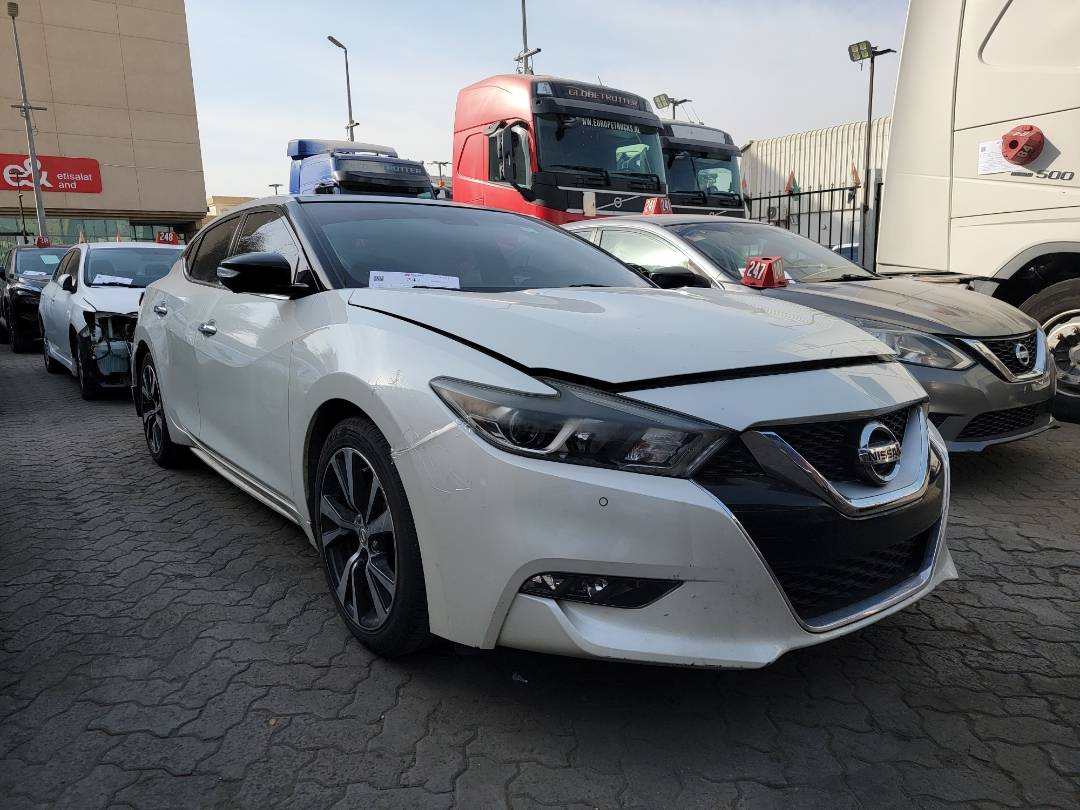 2016 NISSAN MAXIMA — 106828 Miles — Lot GC903216 — Main - Marhaba Auctions Used Cars - Image 4