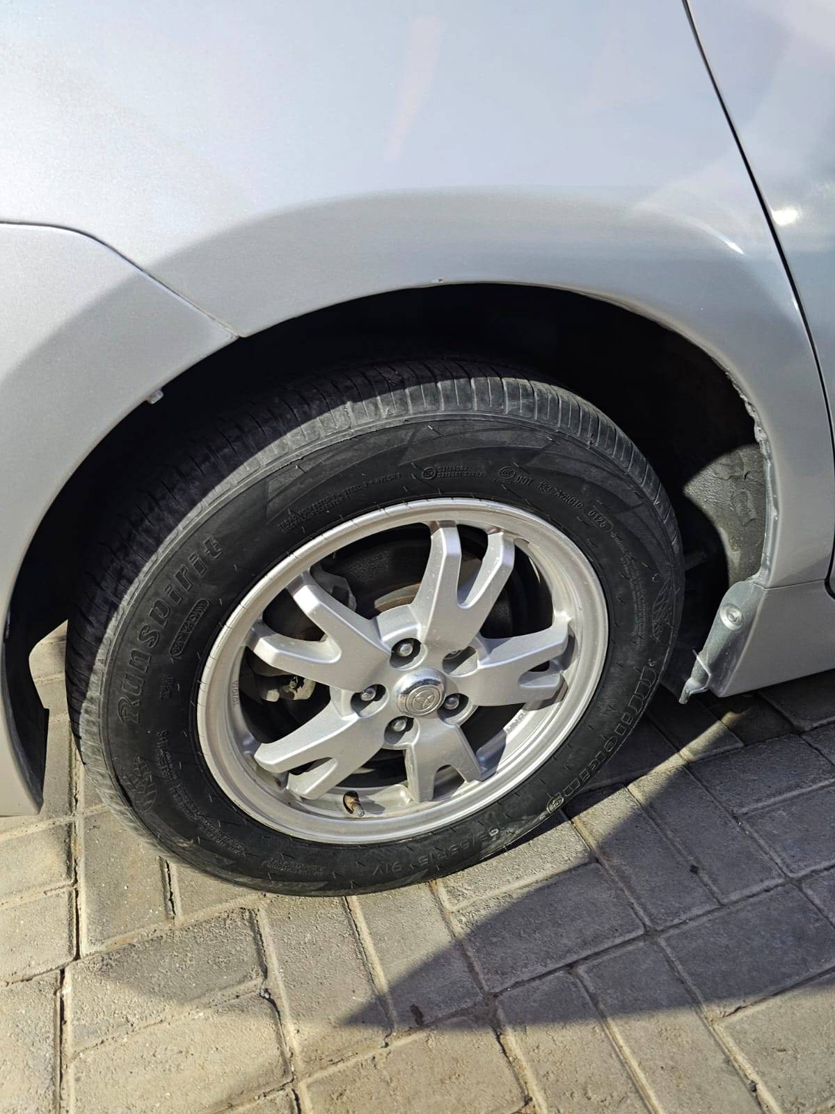 2011 TOYOTA PRIUS — 121849 Miles — Lot 3DUXA0230834 — Al Sajaa - Marhaba Auctions Used Cars - Image 6
