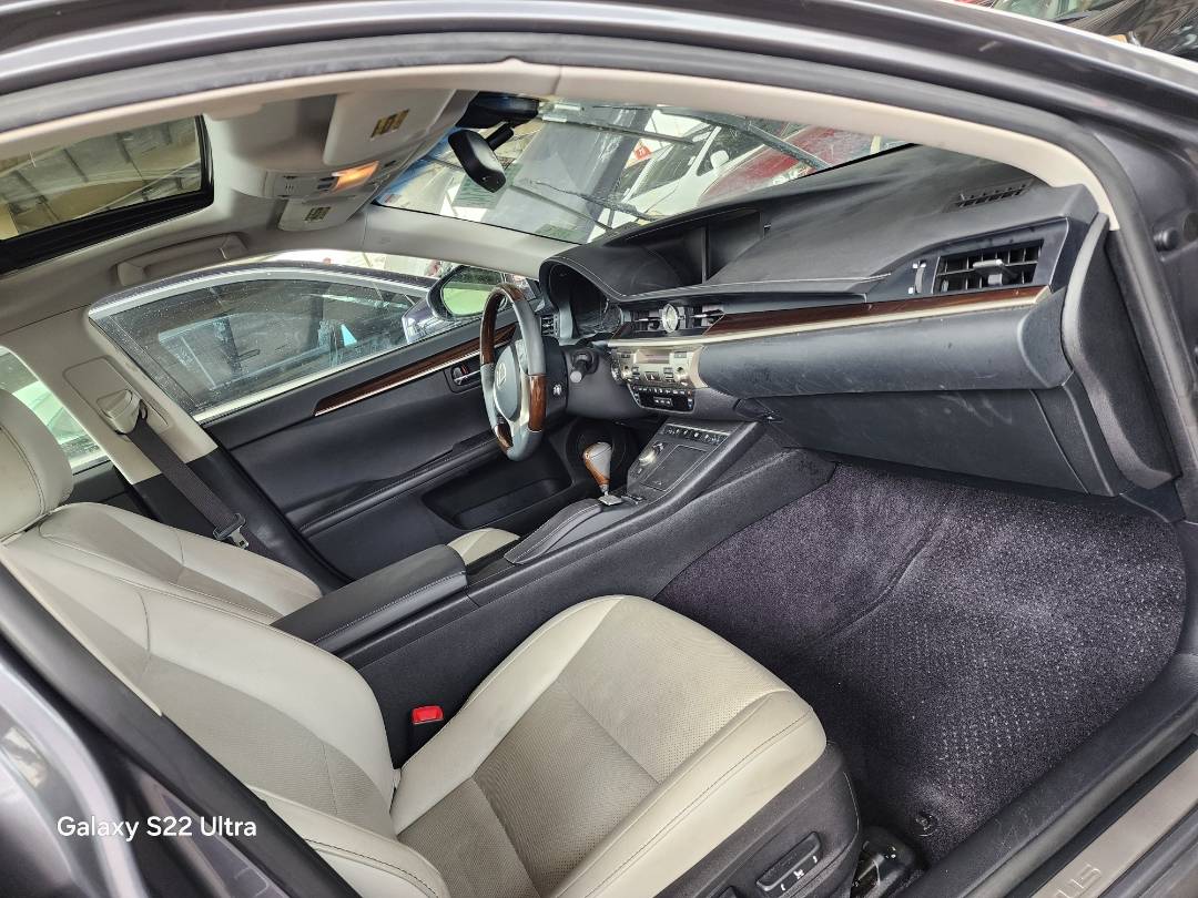 2014 LEXUS ES 350 — 96163 Miles — Lot 103443 — Ind. 12 - Marhaba Auctions Used Cars - Image 7