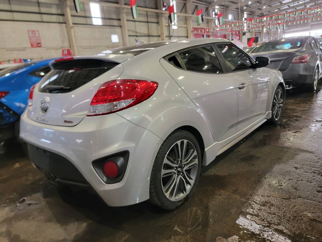 2017 HYUNDAI VELOSTER — 175246 Miles — Lot 313665 — Main - Marhaba Auctions Used Cars - Image 4