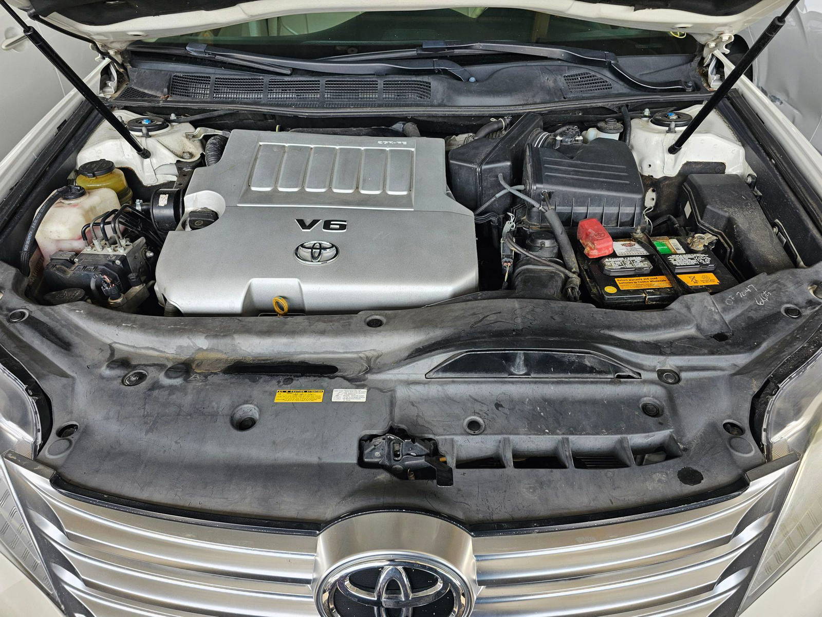 2011 TOYOTA AVALON — 191895 Miles — Lot B9BU377627 — Souq - Marhaba Auctions Used Cars - Image 12
