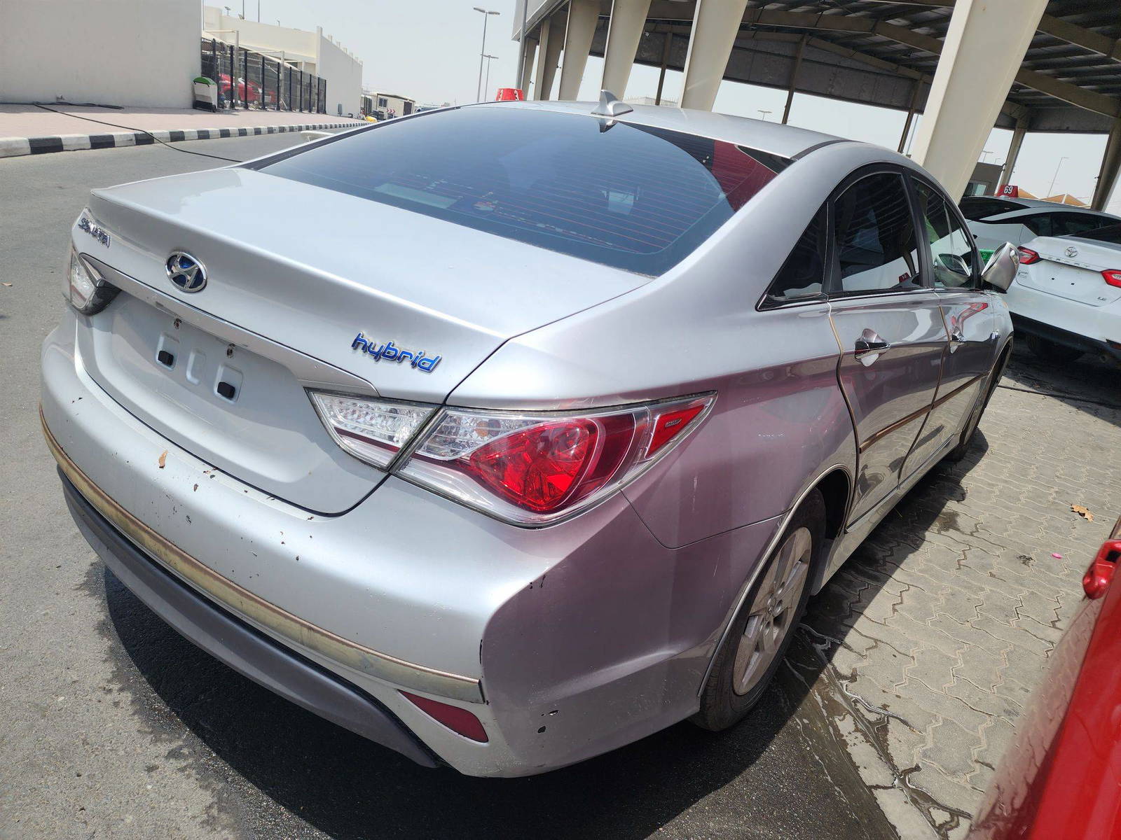 2012 HYUNDAI SONATA — 175772 Miles — Lot 47751624 — Souq - Marhaba Auctions Used Cars - Image 3