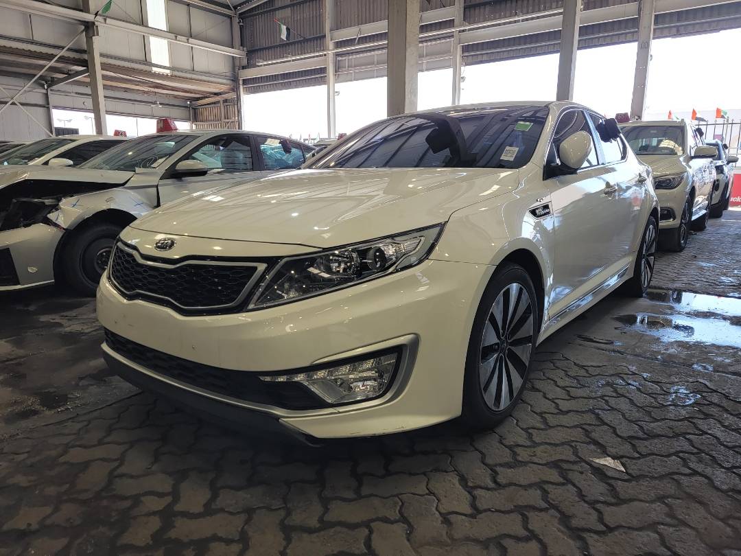 2013 KIA K5 — 186797 KM — Lot 019332 — Main - Marhaba Auctions Used Cars - Image 5
