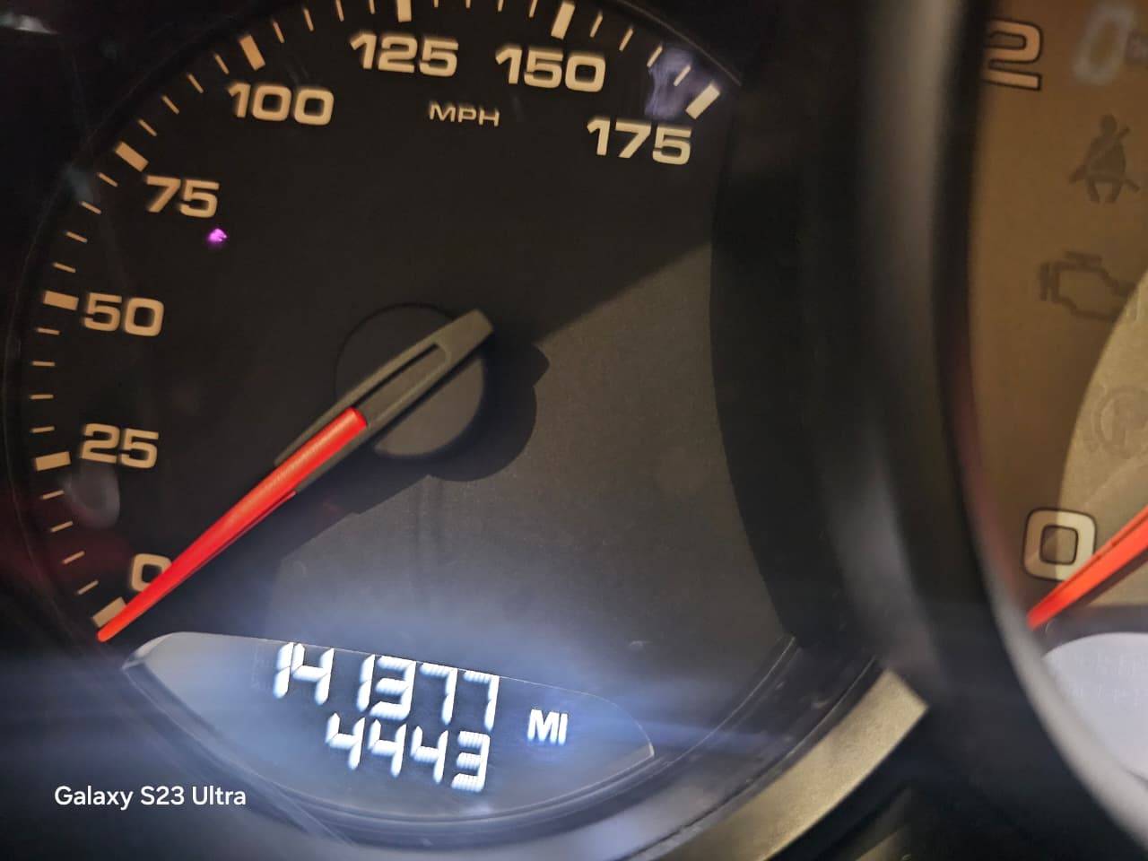 PORSCHE MACAN 2015 - Marhaba Auction Used Cars - Image 12