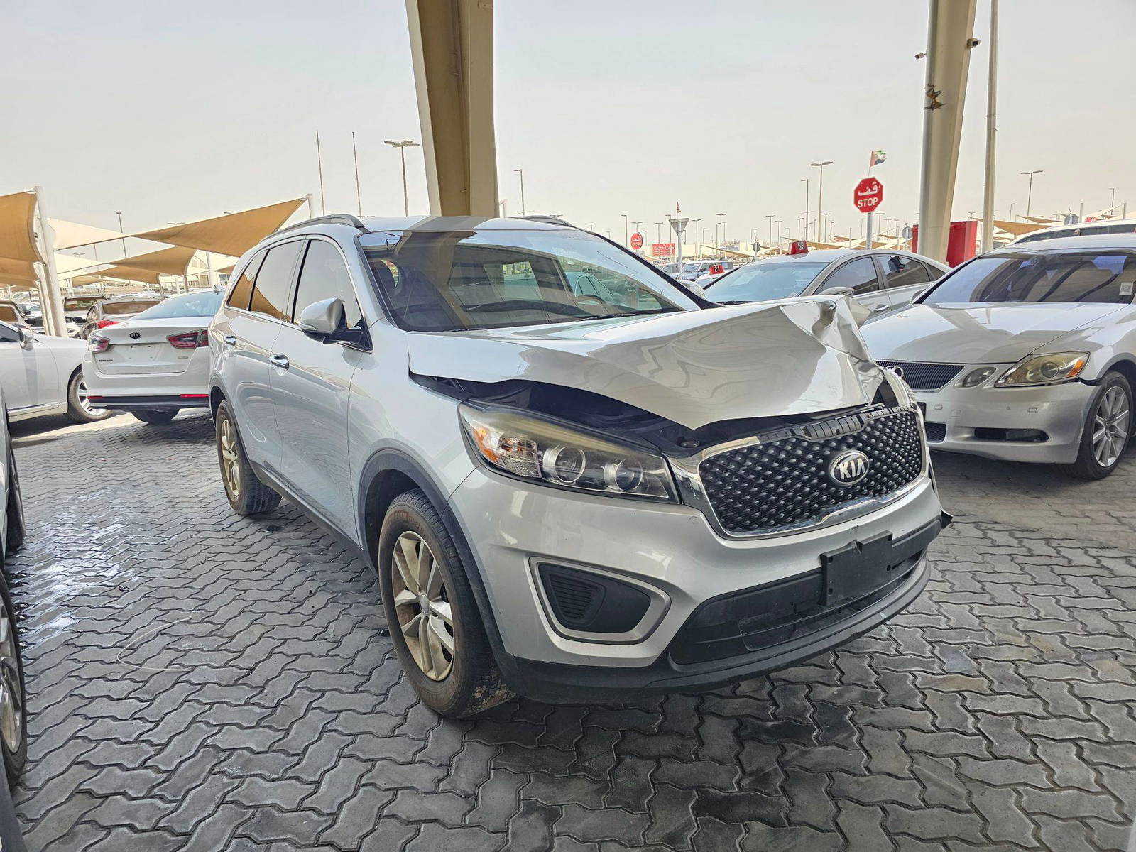 2018 KIA SORENTO — 122984 Miles — Lot G420778 — Souq - Marhaba Auctions Used Cars - Image 4