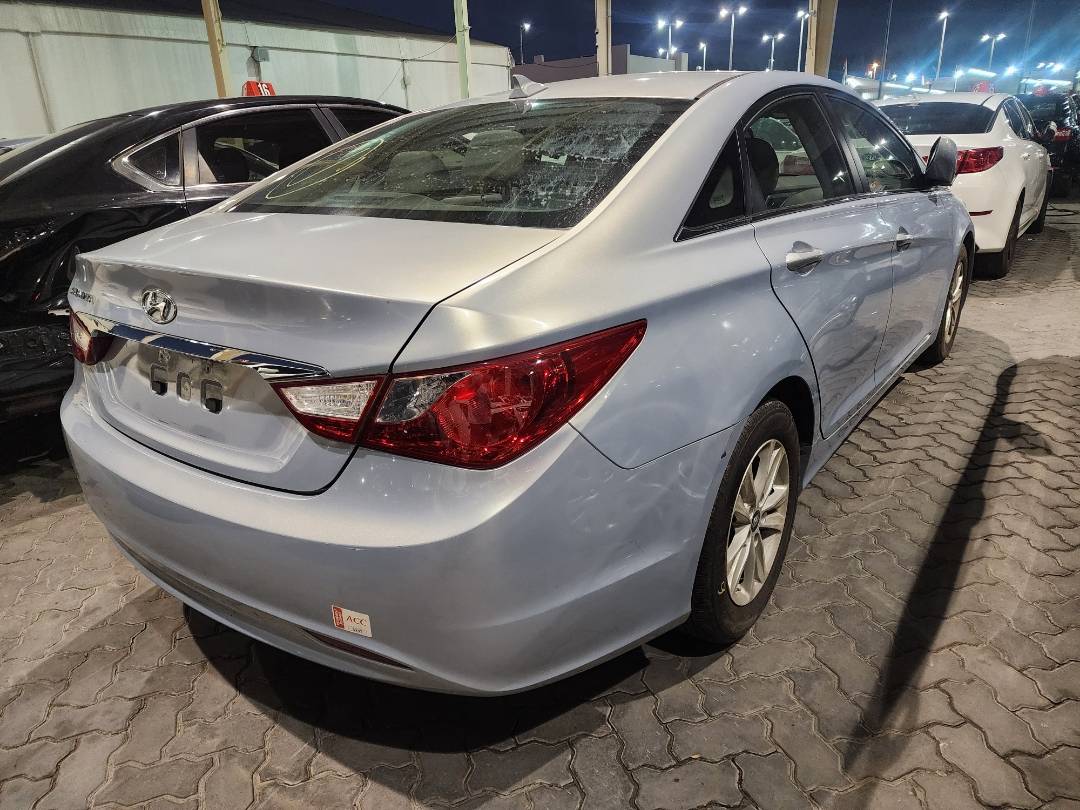 2012 HYUNDAI SONATA — 153148 Miles — Lot 41712914 — Souq - Marhaba Auctions Used Cars - Image 8