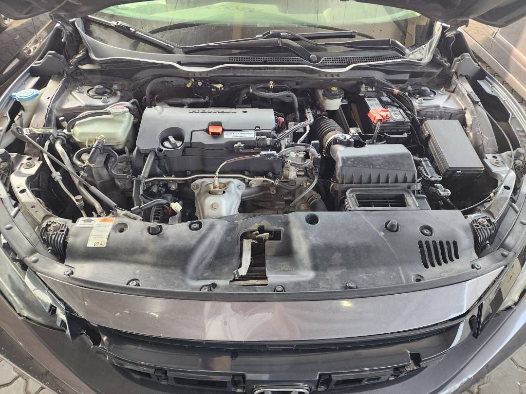 2019 HONDA CIVIC — 158050 Miles — Lot 38557367 — Souq - Marhaba Auctions Used Cars - Image 4