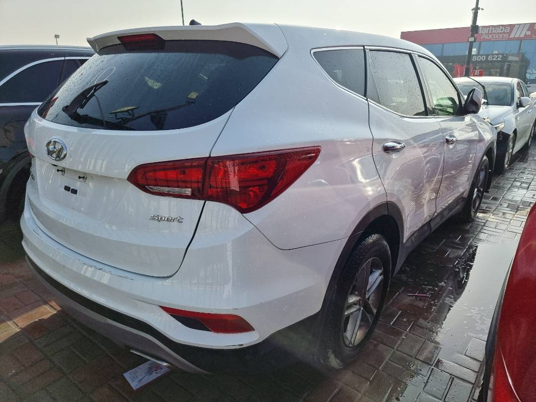 HYUNDAI SANTA FE SPORT 2018 - Marhaba Auction Used Cars - Image 3