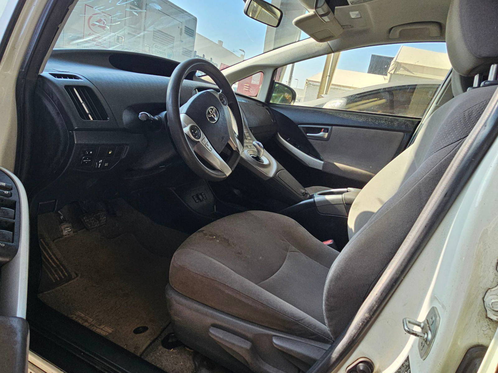 TOYOTA PRIUS 2015 - Marhaba Auction Used Cars - Image 15